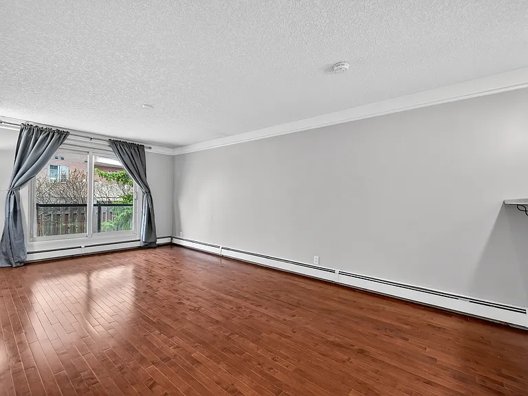 644 Meredith Rd NE #203 — Photo 11