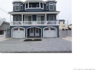 203 E 16th St, Long Beach Township, NJ 08008
