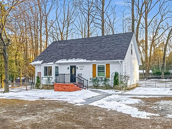 3rd image of 9105 Richmond Rd