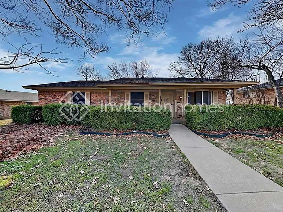 150 Valleyglen Dr