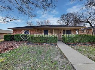 150 Valleyglen Dr, Desoto, TX 75115