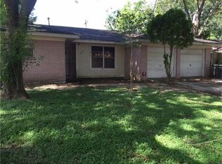 8611 Birdwood Rd, Houston, TX 77074