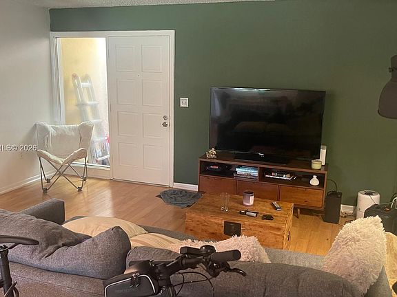 4th image of 8741 NE 4th Avenue Rd #8741