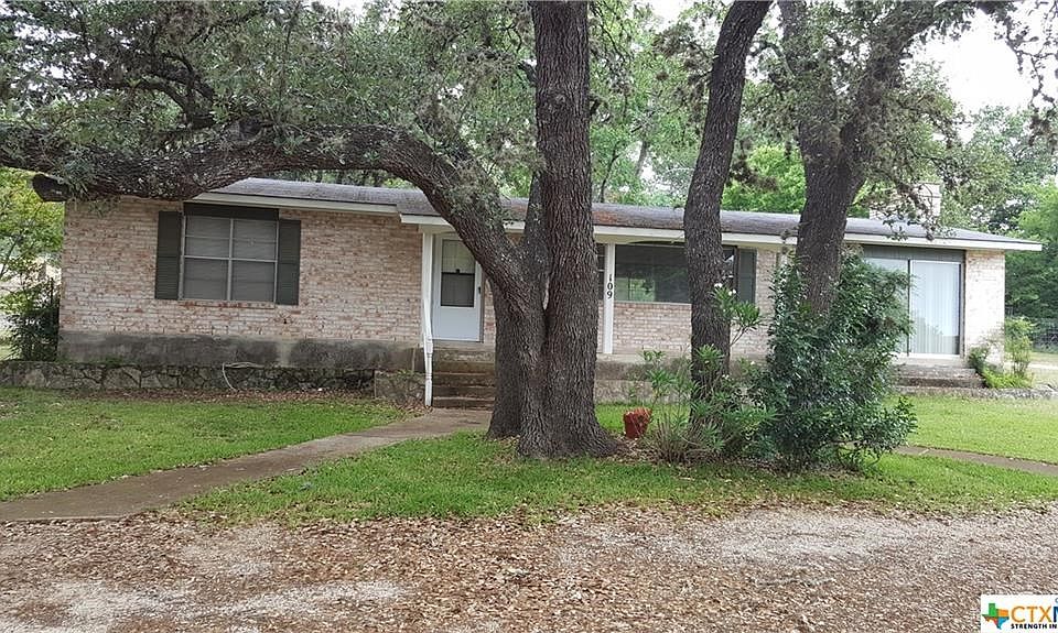 1st image of 109 Creekview Dr