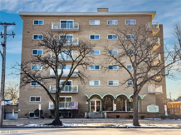 14567 Madison Ave APT 411, Lakewood, OH 44107