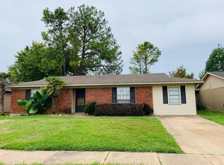 2202 Kirby Smith Dr, Bossier City, LA 71112