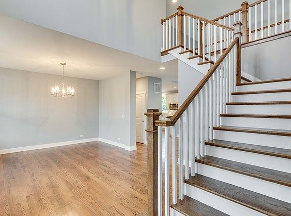 5th image of 5278 Greenshire Cir
