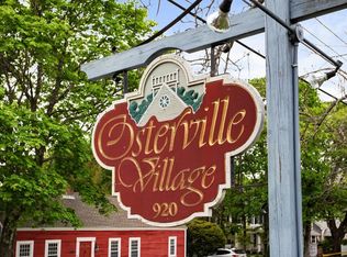 920 Main St APT 1-4, Osterville, MA 02655