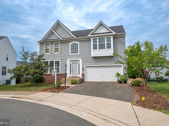 3rd image of 15012 Gossom Manor Pl