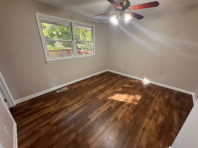 375 Buck Island Dr — Photo 8