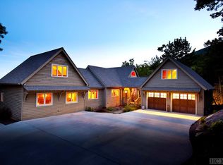 769 Toxaway Dr, Lake Toxaway, NC 28747