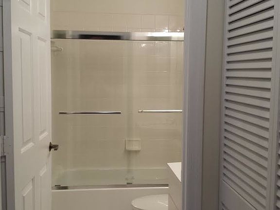 4th image of 9755 NW 52nd St APT 203