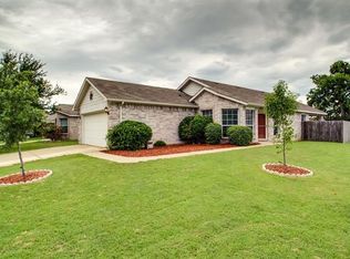 1100 Browntop St, Crowley, TX 76036