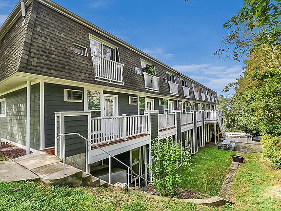 5th image of 40 S Highland Ave APT 16