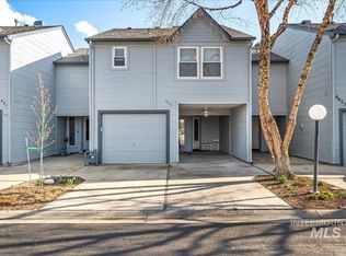 8447 W Cascade Ln, Boise, ID 83704