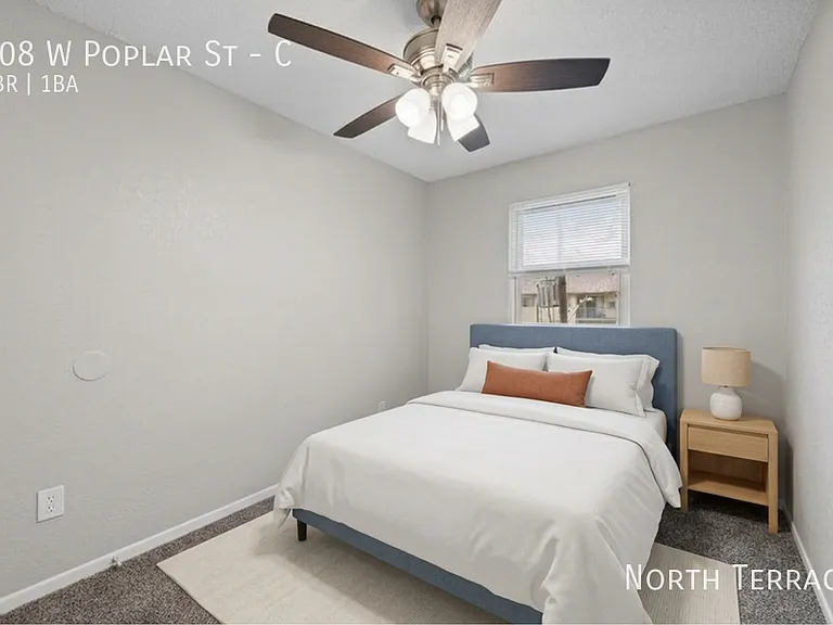 Poplar Place — Photo 18