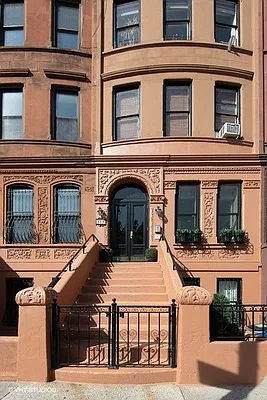 Rented by Vesta New York LLC | media 17