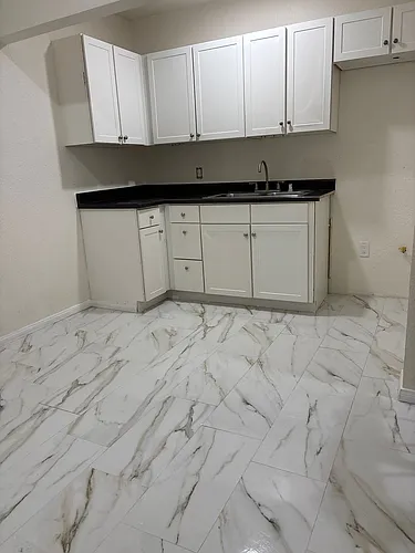 1121 W Baseline St Photo 1
