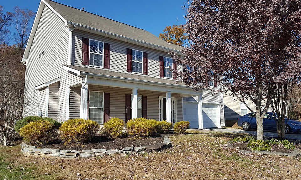 1st image of 6415 Airtree Ln