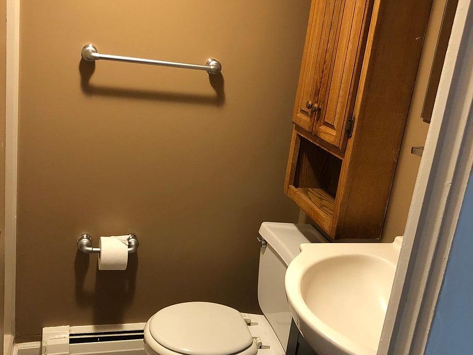 2nd image of 19 Leonard Ave