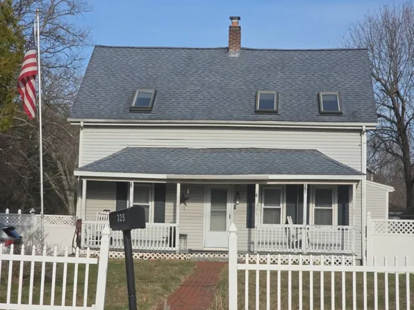 325 Kelley Blvd, North Attleboro, MA 02760