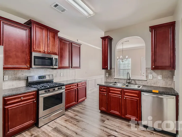 30 Silver Willow Walk — Photo 14