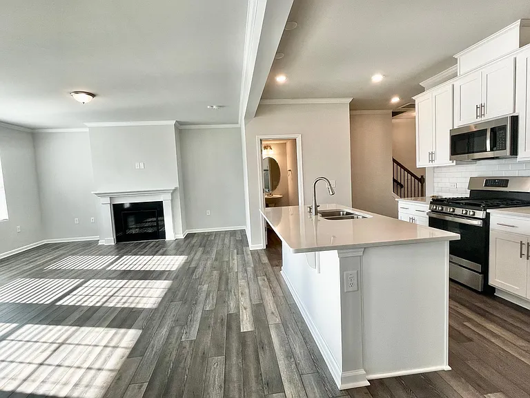 1618 Chestnut Tree Dr — Photo 7