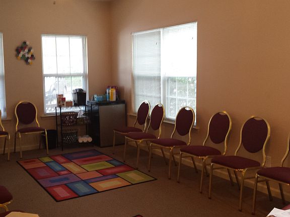 3rd image of 500 W Lanier Avenue #508