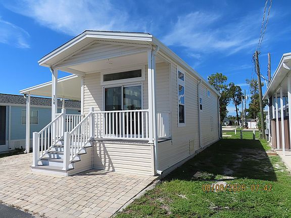 3rd image of 2206 Chaney Dr #368