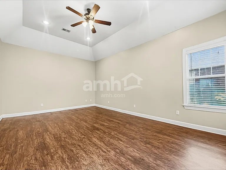 4528 Brighton Cir — Photo 9