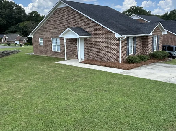 1735 Cobblestone Ln SE, Cullman, AL 35055