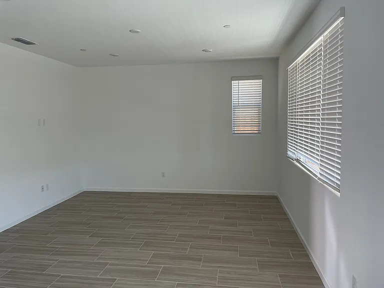 8675 Oldfield Way — Photo 18