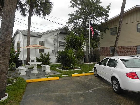 3rd image of 509 S Grandview Ave APT 2