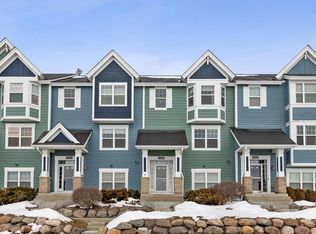 15628 Cobblestone Lake Pkwy, Apple Valley, MN 55124