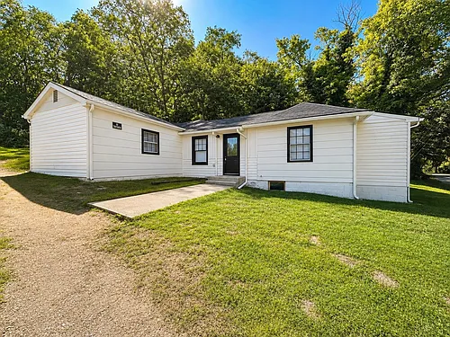 8529 Summer View Dr Photo 1