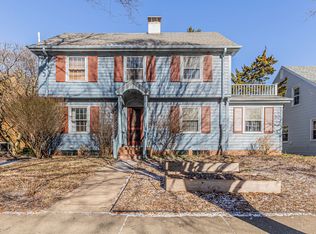 710 W Vermont Ave, Urbana, IL
