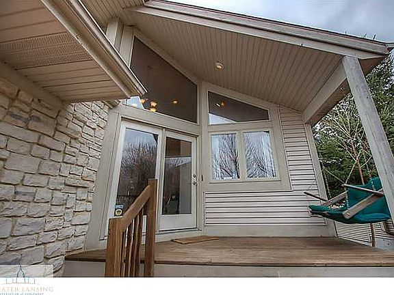 2nd image of 16947 Cedarbrook Dr