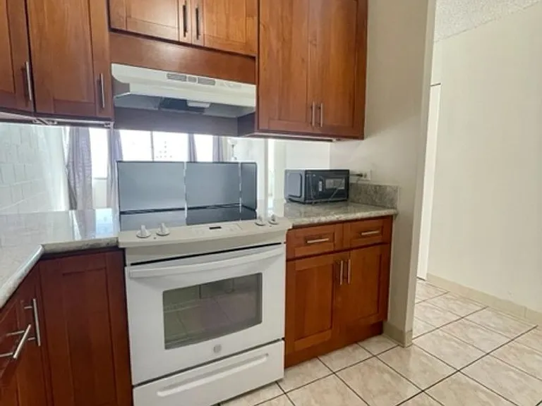 5122 Likini St #612 — Photo 9