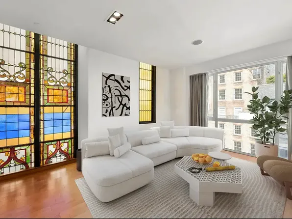 437 Sackett Street image 1 of 15