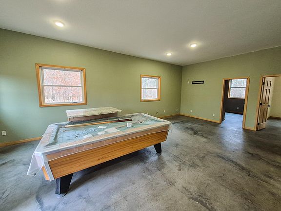 4th image of 12260 Far Portage Dr