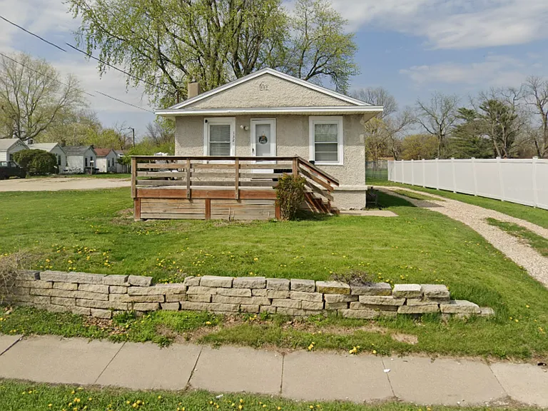 1321 Army Post Rd — Photo 1