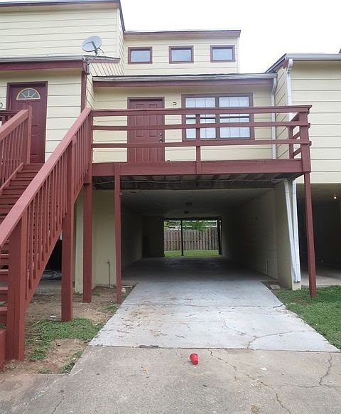 1st image of 1308 Warrior Way #18