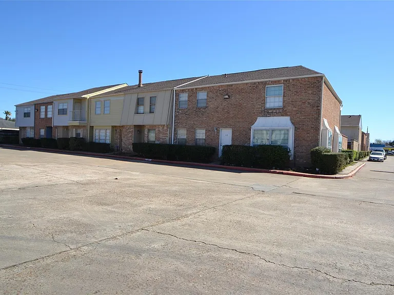 9200 W Bellfort Ave #79 — Photo 42
