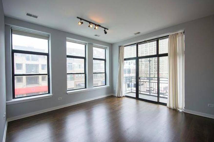 1st image of 1910 S Michigan Ave APT 301