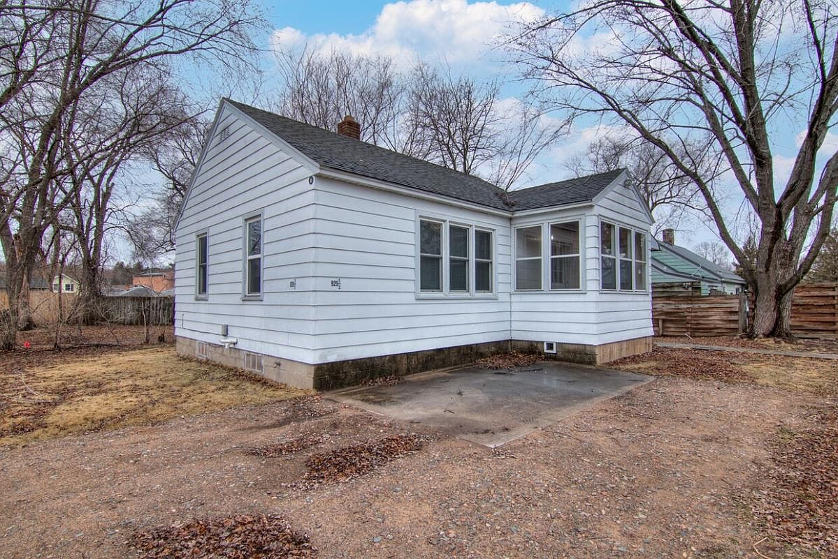 925 Cedar St 2, Eau Claire, WI 54703 Zillow