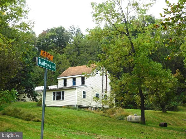 1402 Oakland Rd, Freeland, MD 21053