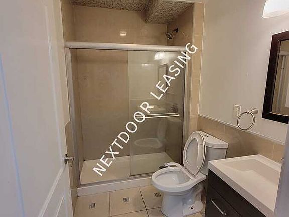 3rd image of 162 University Ave #3M