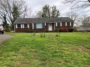 1712 Ramsay St, Alcoa, TN 37701
