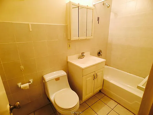 Rented by Town Residential | media 28