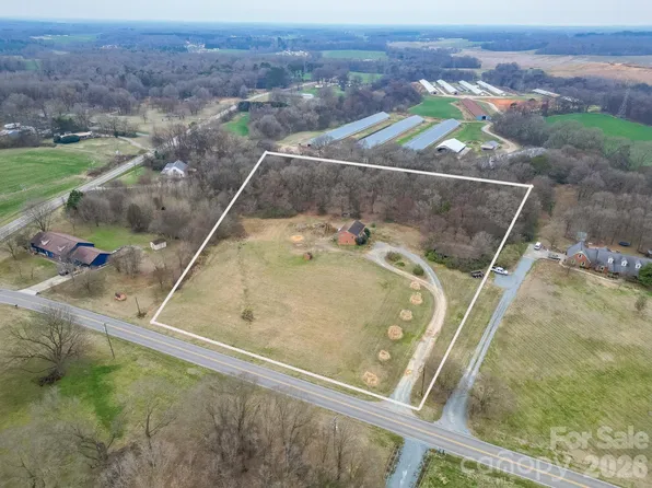 3211 Old Camden Rd, Monroe, NC 28110